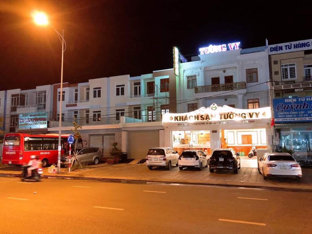 Khách Sạn Tường Vy Rạch Giá Exterior foto