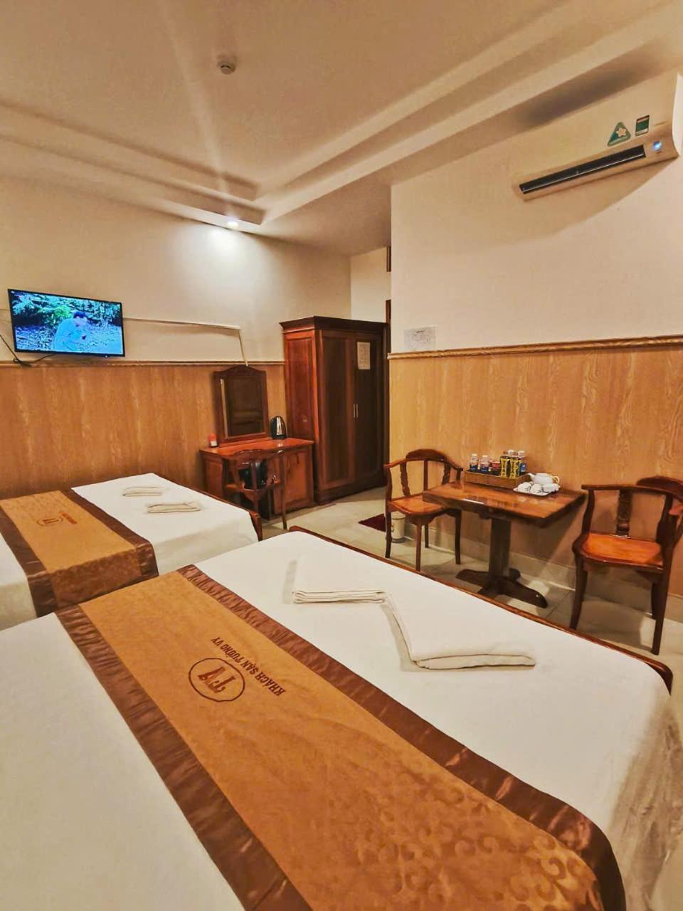 Khách Sạn Tường Vy Rạch Giá Exterior foto